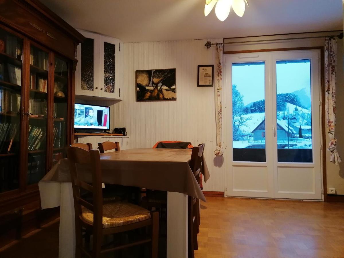 Chalet Roche Rousse Грес-он-Веркор Екстериор снимка