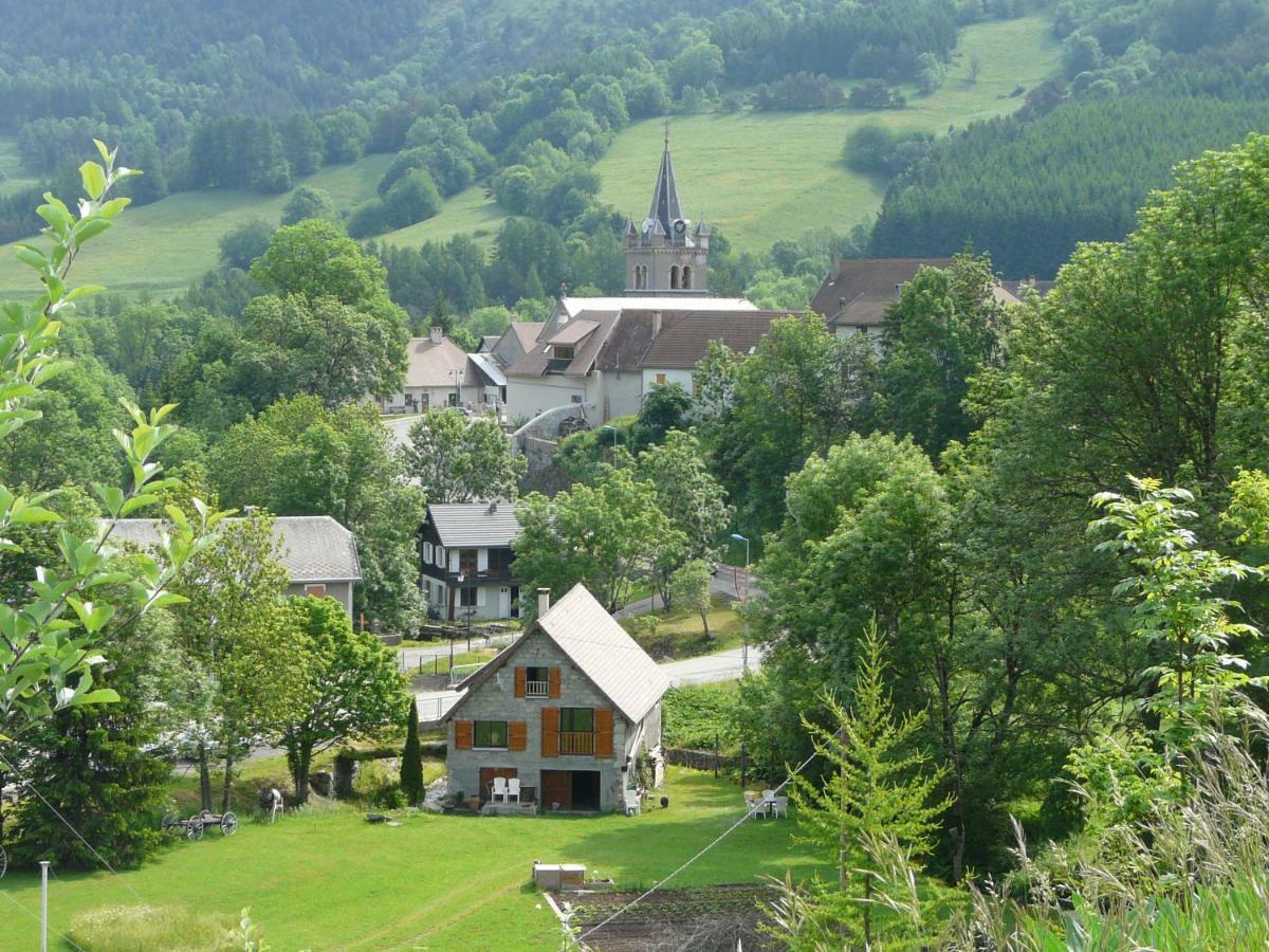 Chalet Roche Rousse Грес-он-Веркор Екстериор снимка
